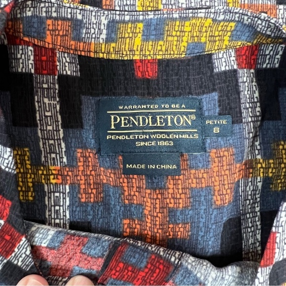 NWT Pendleton Southwestern Print Stella Blouse - Picture 10 of 10